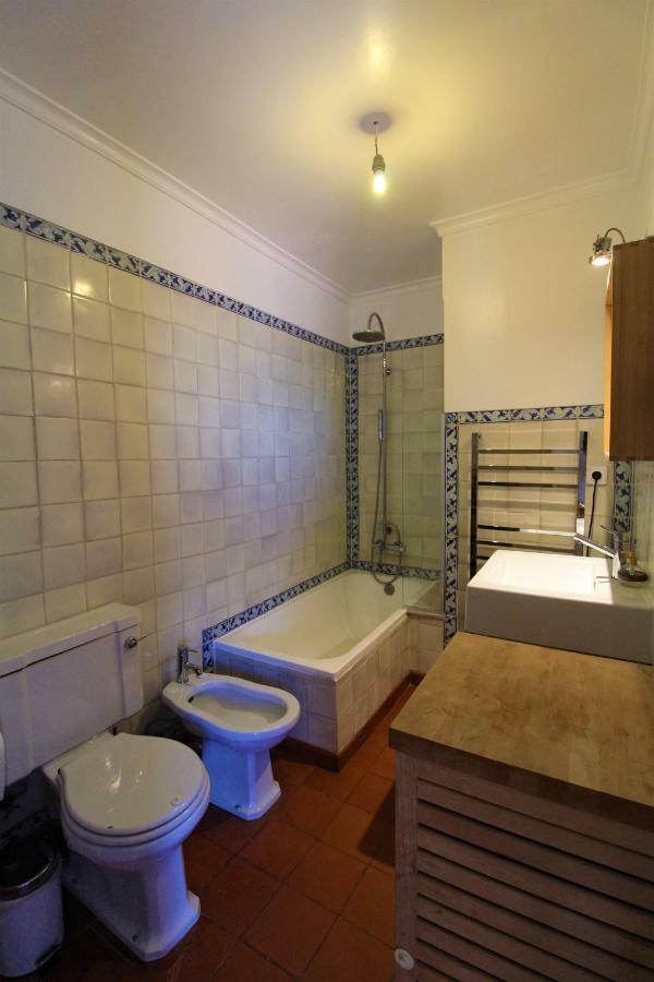 Appartamento Estrela Penthouse - Amazing Views Lisbona Esterno foto