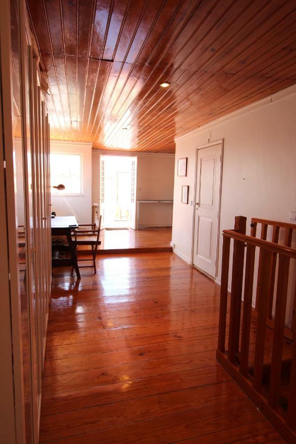 Appartamento Estrela Penthouse - Amazing Views Lisbona Esterno foto